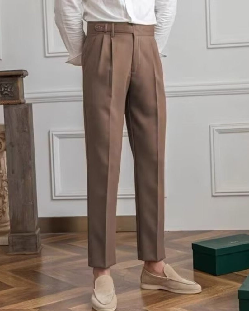 Pantaloni a vita alta di Parigi
